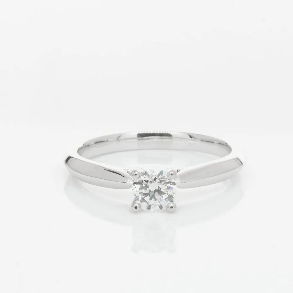 18ct White Gold .42ct Diamond Venetian Ring