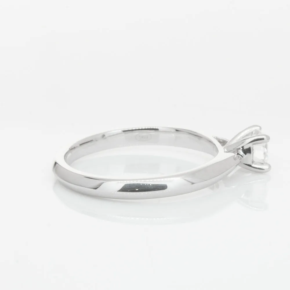 18ct White Gold .42ct Diamond Venetian Ring