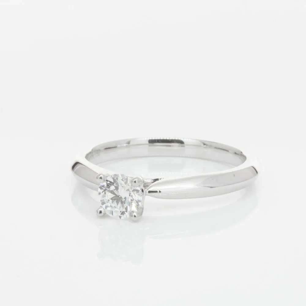 18ct White Gold .42ct Diamond Venetian Ring