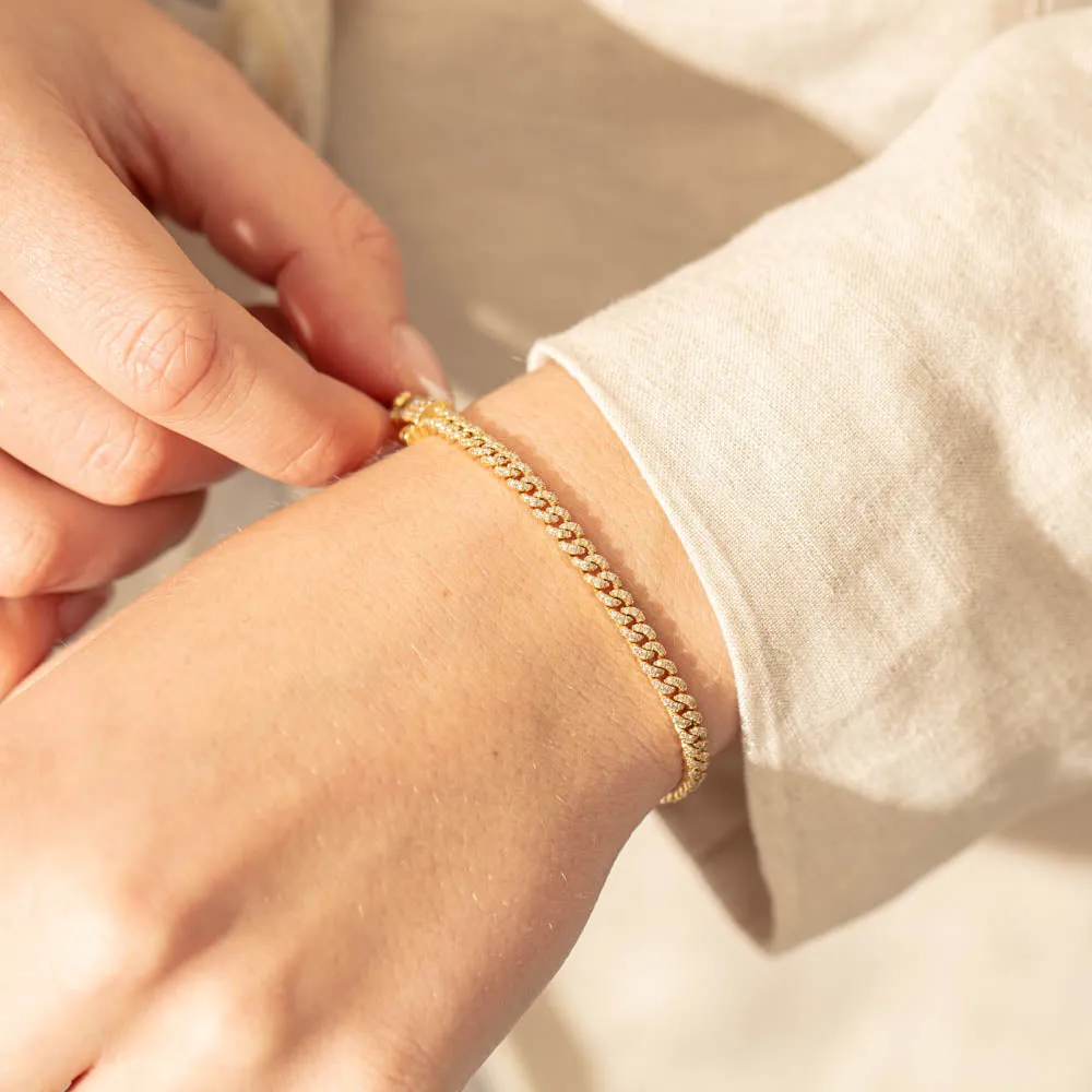 18ct Yellow Gold Diamond Curb Link Bracelet