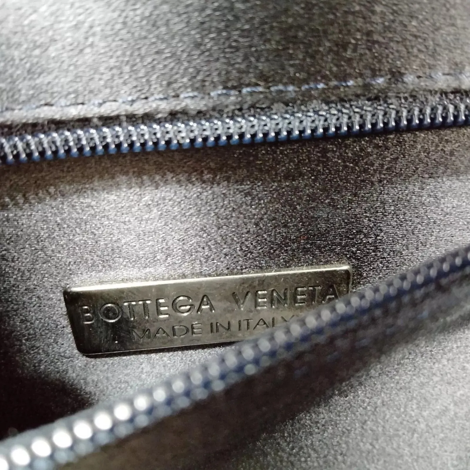 217298AQ (K4) Bottega Veneta Shoulder Bag Black Silk Satin
