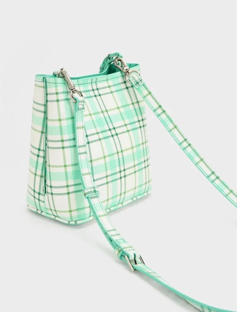 Alcott Bucket Bag