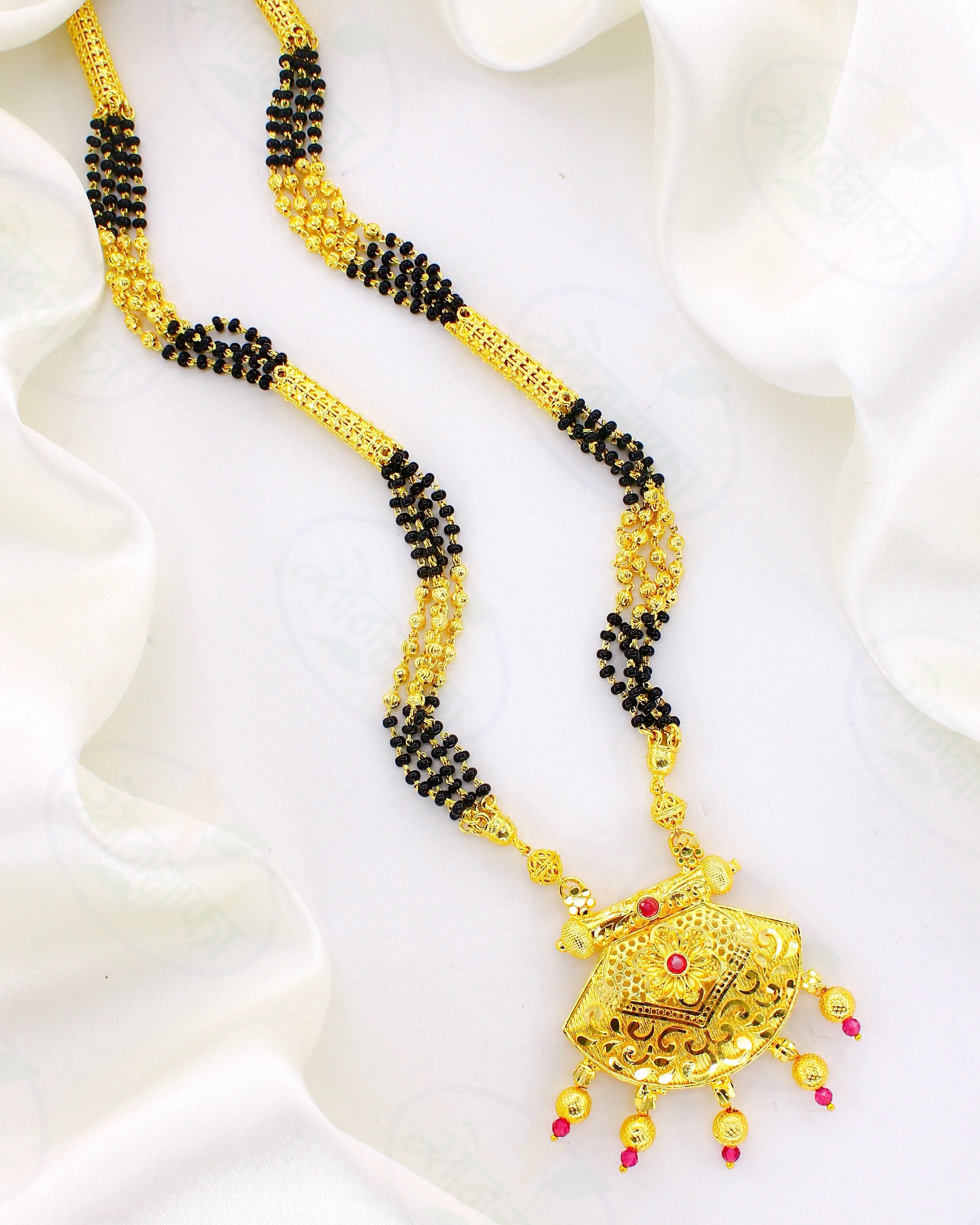 BRILLIANT GOLDEN FINISH MANGALSUTRA