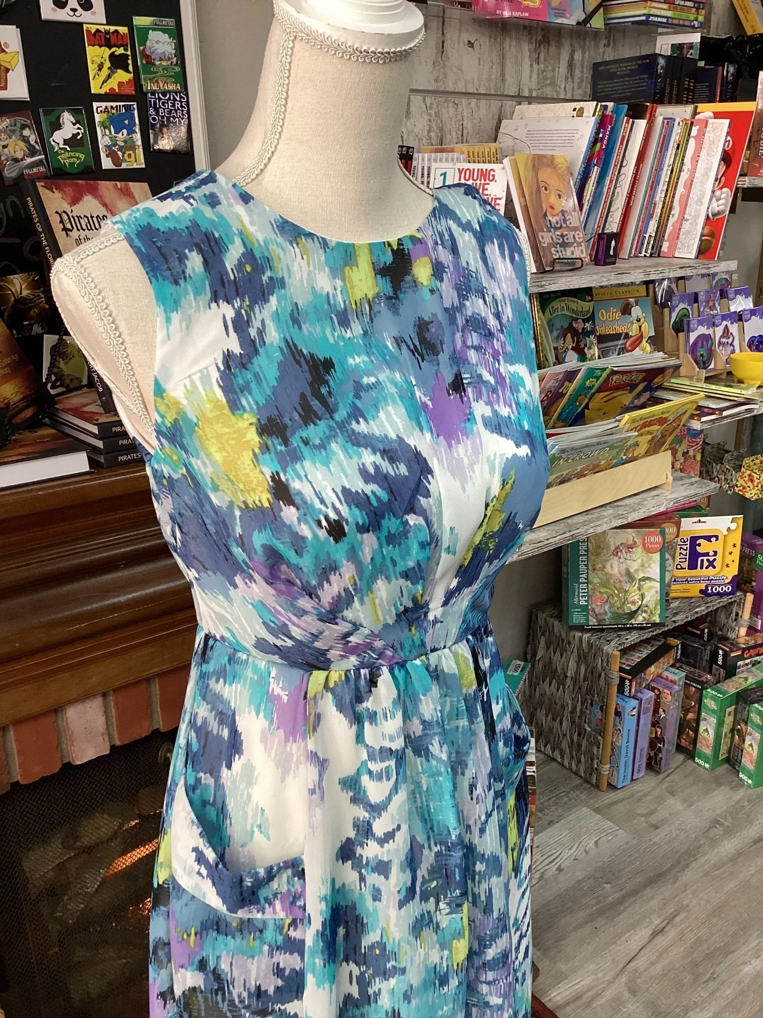 DressBarn: Multi-Colored watercolor Dress Size 4