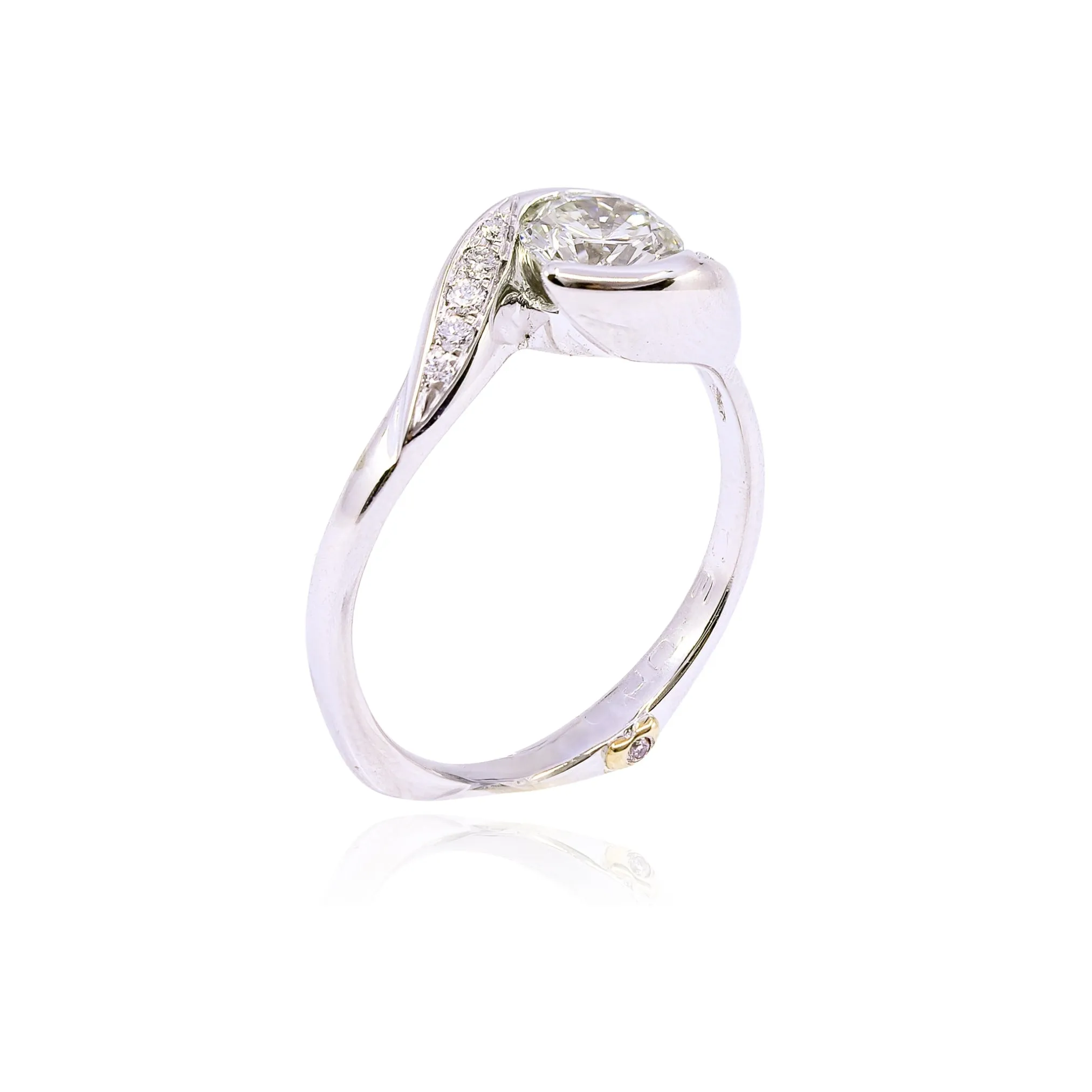 ESTATE 14K WHITE GOLD MARK SCHNEIDER WHIRLWIND DIAMOND ENGAGEMENT RING - 0.79CTW