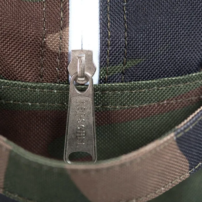 Herschel Supply Chapter Travel Kit - Camo
