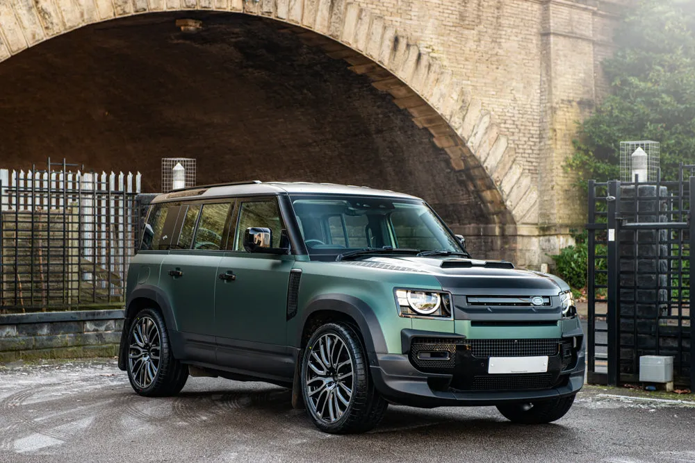 Land Rover Defender 110 - Striking Green Exterior