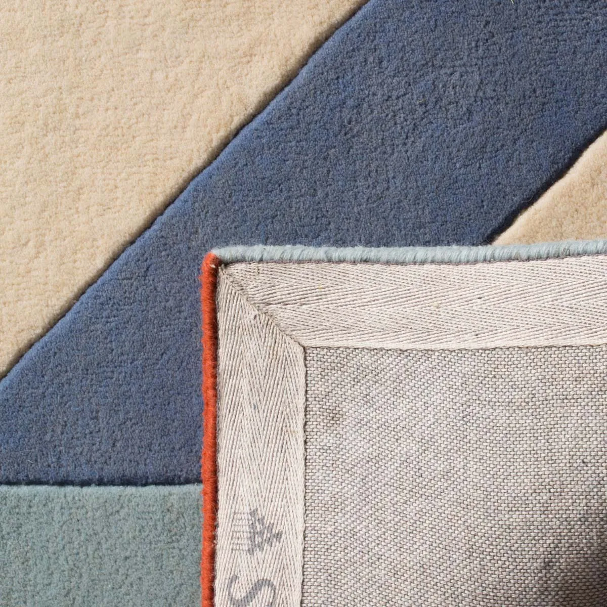 Safavieh Fifth Avenue 120 Rug, FTV120