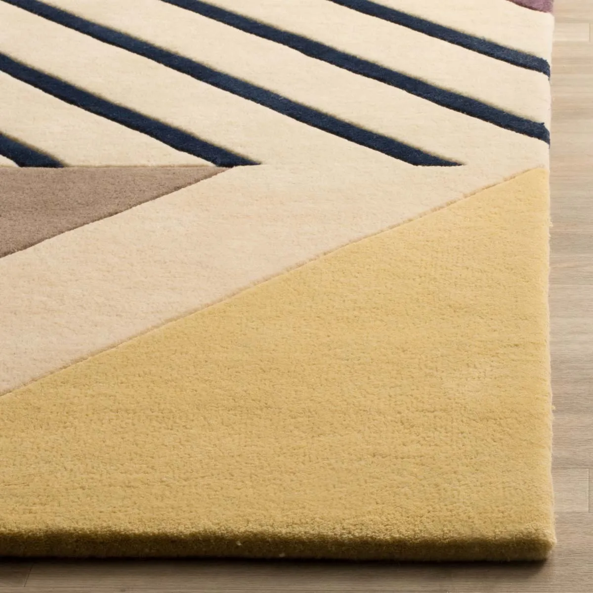 Safavieh Fifth Avenue 120 Rug, FTV120